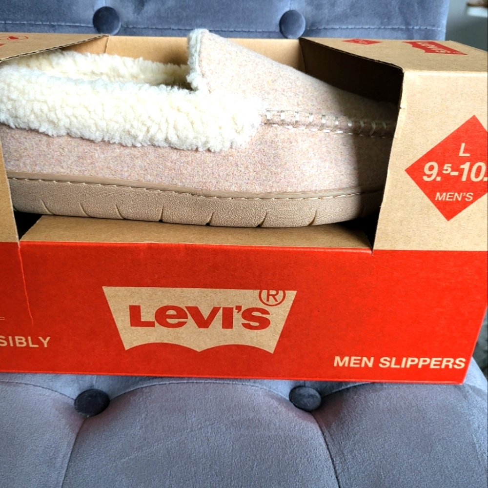Levi's Venetian Mens Moccasin Slippers With Hard Bottoms Size L 9.5-10.5 - Picture 2 of 5